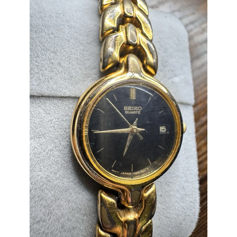 SEIKO 7N82 Quartz Women's Watch Gold Tone Black Dial Date Japan Vintage‎ Working